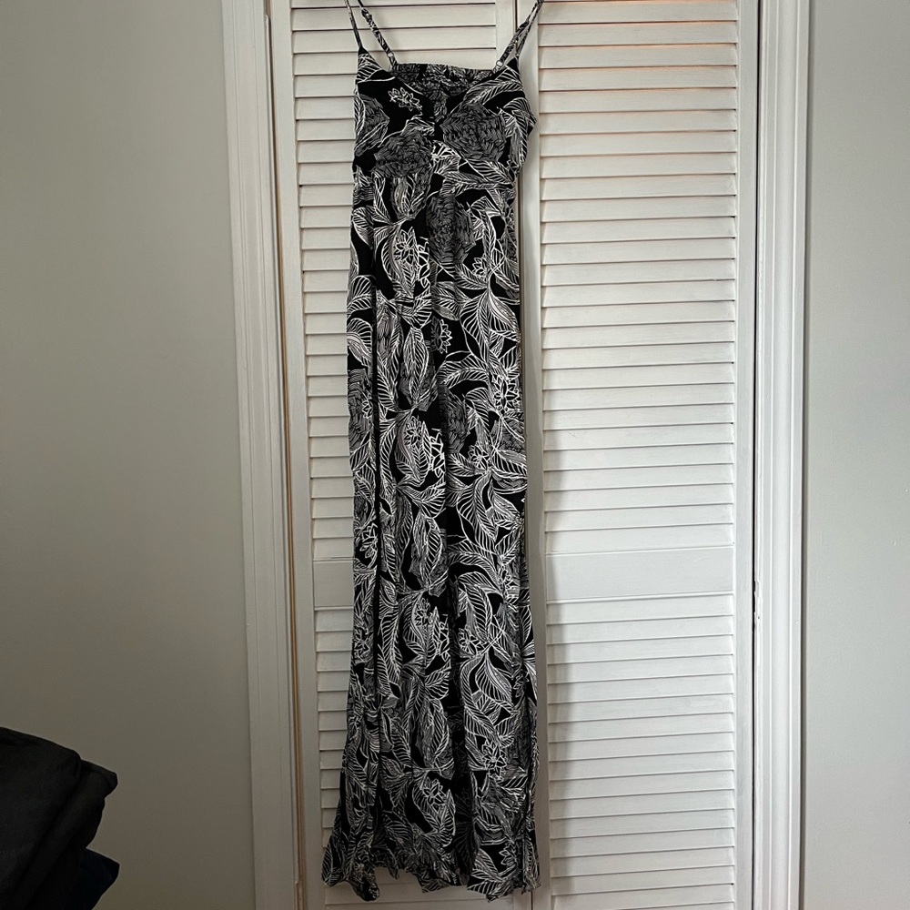 Roxy Brilliant Stars dress, black and white floral maxi dress, small